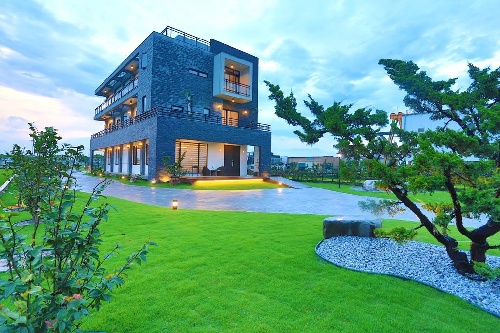 Qi Li Xiang Homestay 五結郷 エクステリア 写真